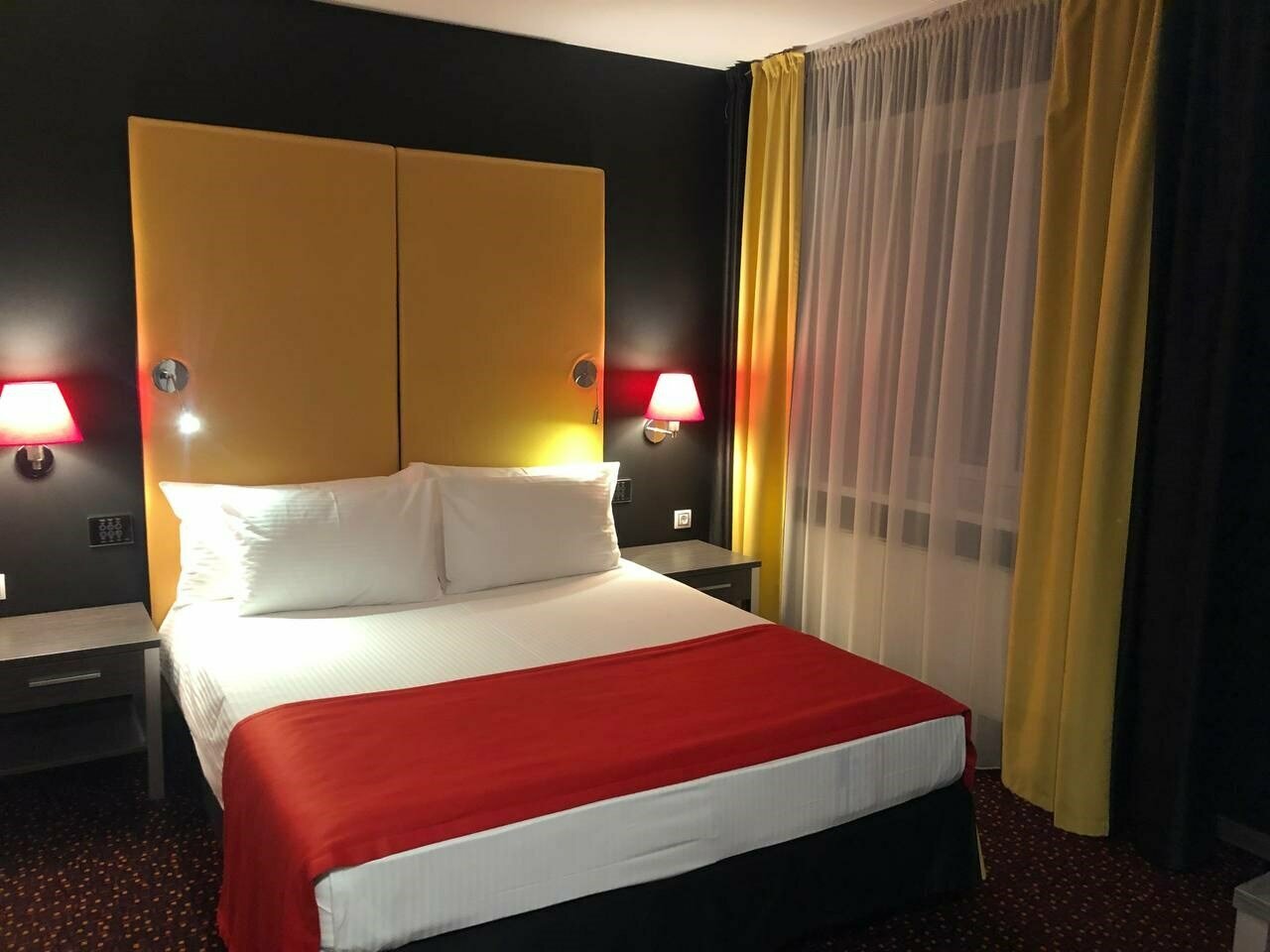 Гостиница Avenue Park Hotel Курган