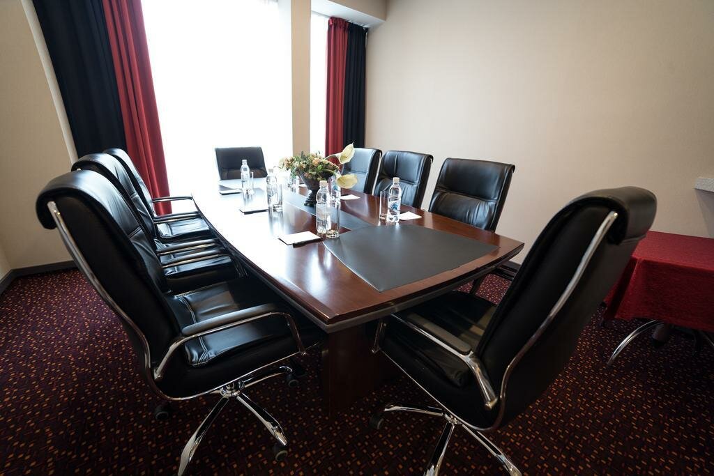 Гостиница Avenue Park Hotel Курган-84