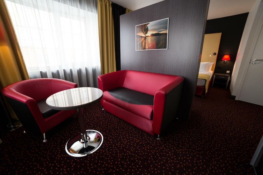 Гостиница Avenue Park Hotel Курган-59