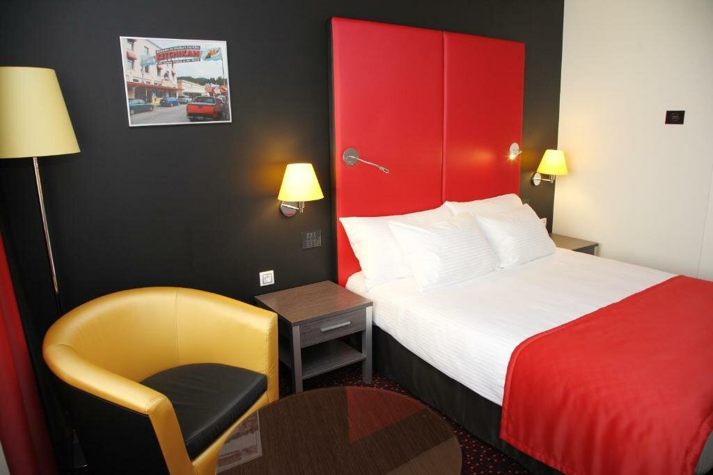 Гостиница Avenue Park Hotel Курган-93