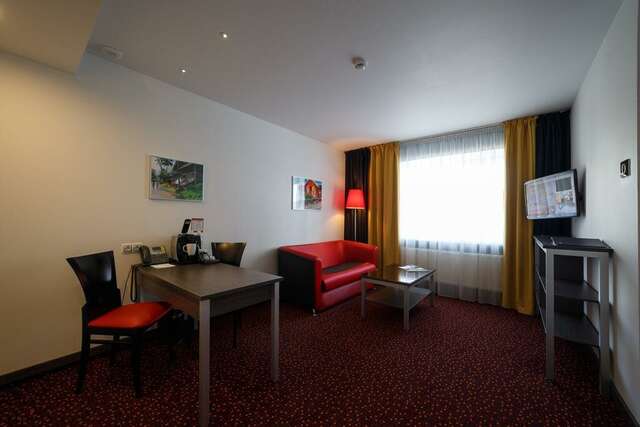 Гостиница Avenue Park Hotel Курган-77