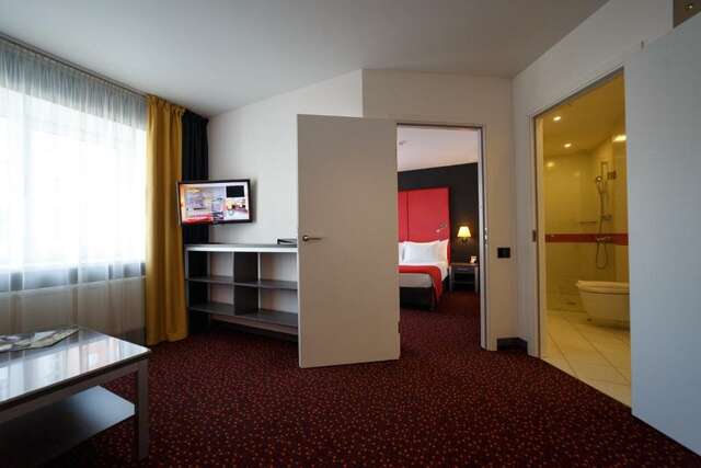 Гостиница Avenue Park Hotel Курган-82